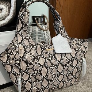 Poppy & Peonies Tote Bag (NWT)